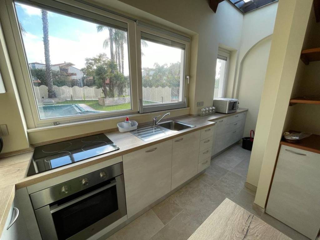 casa indipendente in vendita a Sanremo