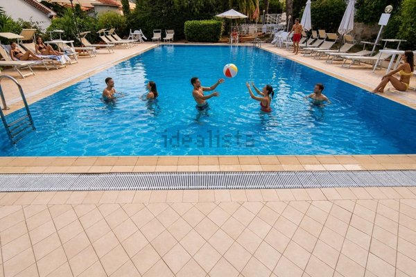 appartamento in vendita a Sanremo in zona Coldirodi
