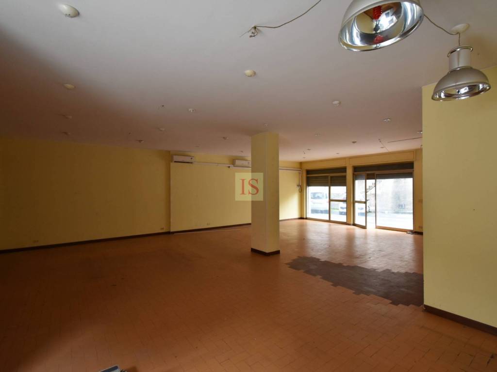 negozio in vendita a Sanremo