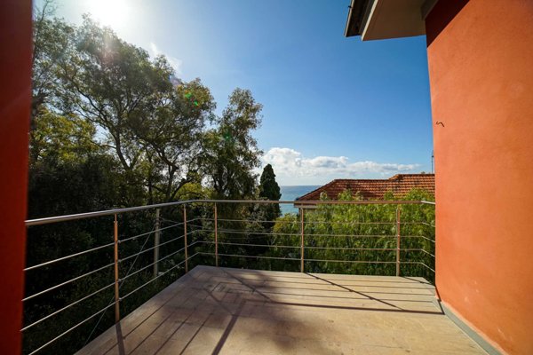 casa indipendente in vendita a Sanremo