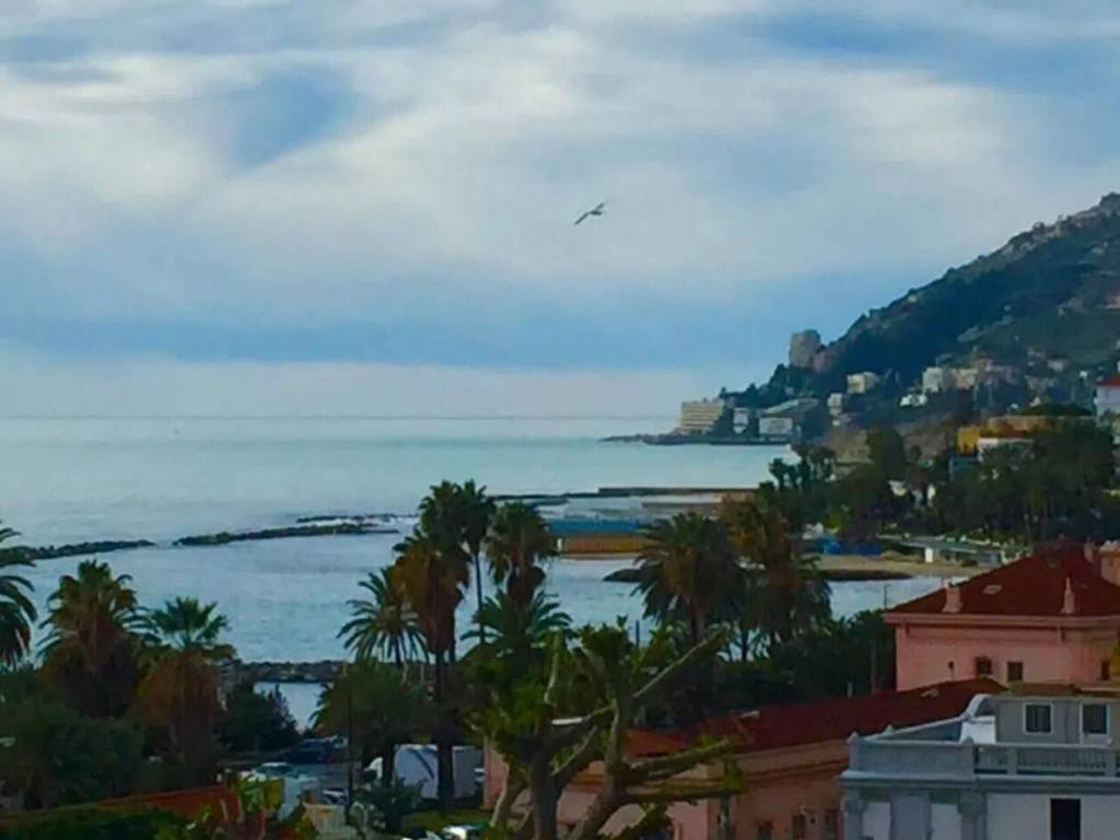 appartamento in vendita a Sanremo