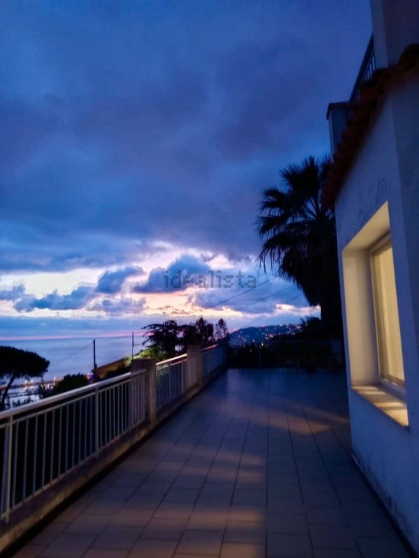 casa indipendente in vendita a Sanremo