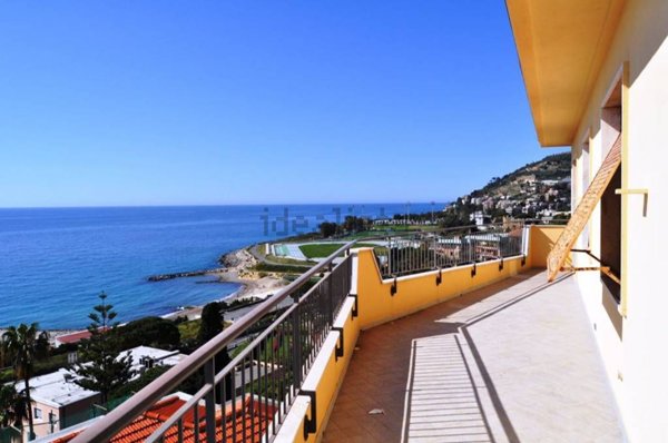 appartamento in vendita a Sanremo