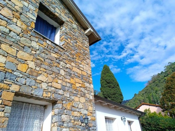 casa indipendente in vendita a Sanremo in zona San Romolo