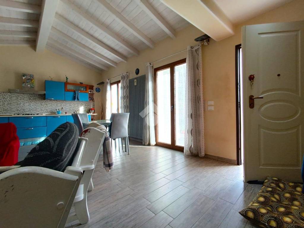 casa indipendente in vendita a Sanremo in zona San Romolo