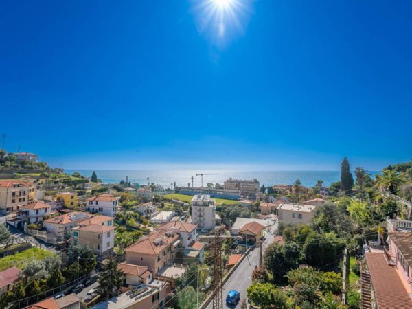 appartamento in vendita a Sanremo in zona Poggio