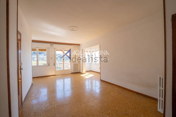 appartamento in vendita a Sanremo in zona Bussana