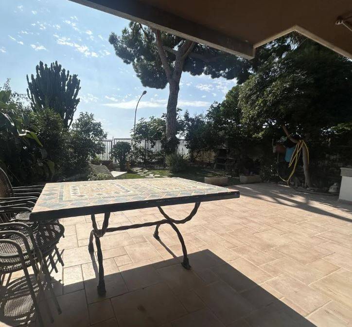 casa indipendente in vendita a Sanremo