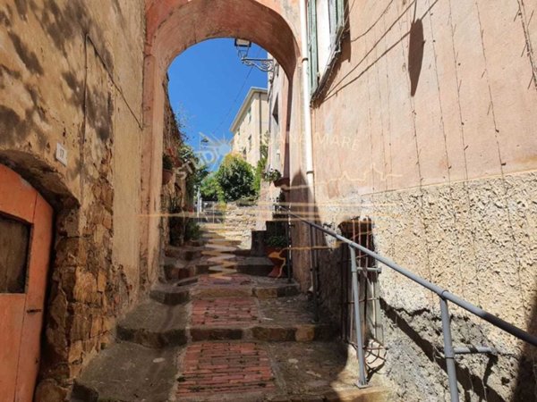 appartamento in vendita a Sanremo in zona Poggio