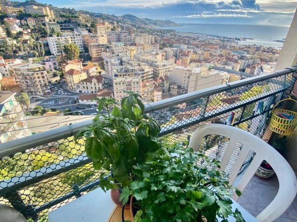 casa indipendente in vendita a Sanremo