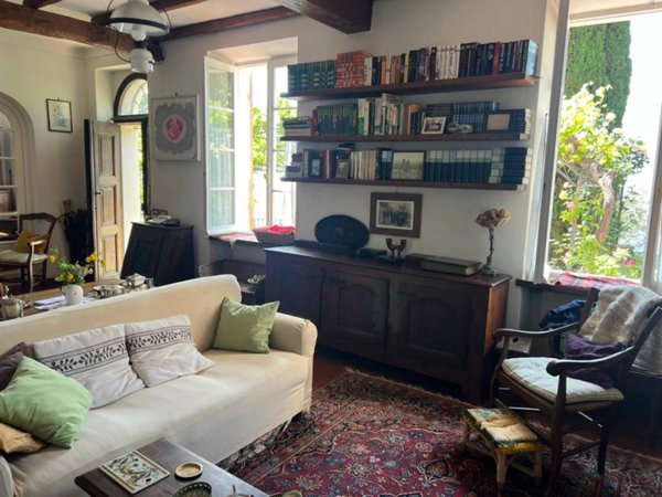 casa indipendente in vendita a Sanremo in zona Coldirodi
