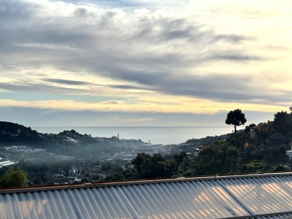 terreno edificabile in vendita a Sanremo in zona Poggio