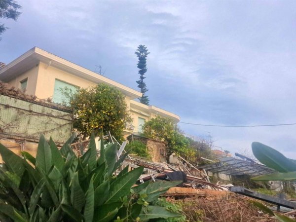 casa indipendente in vendita a Sanremo