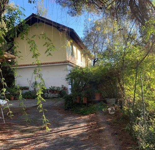 casa indipendente in vendita a Sanremo
