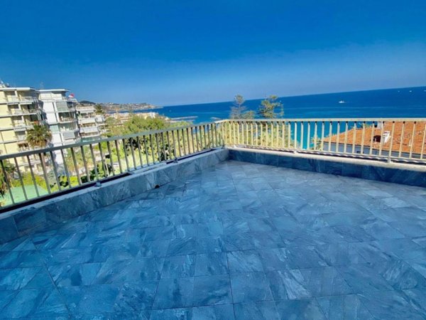 appartamento in vendita a Sanremo