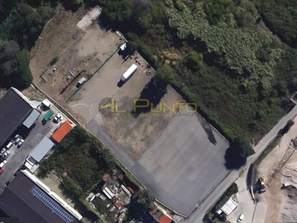 terreno edificabile in vendita a Sanremo in zona Poggio