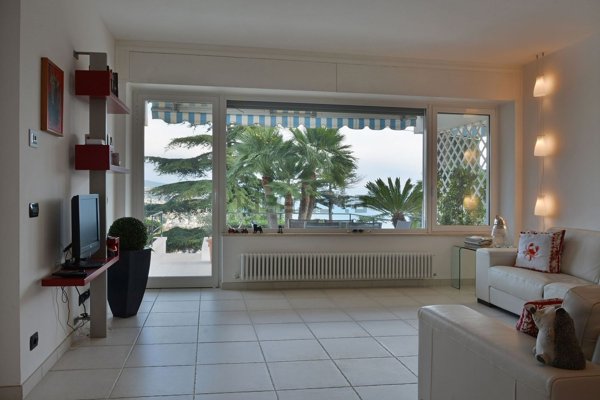 appartamento in vendita a Sanremo in zona Coldirodi