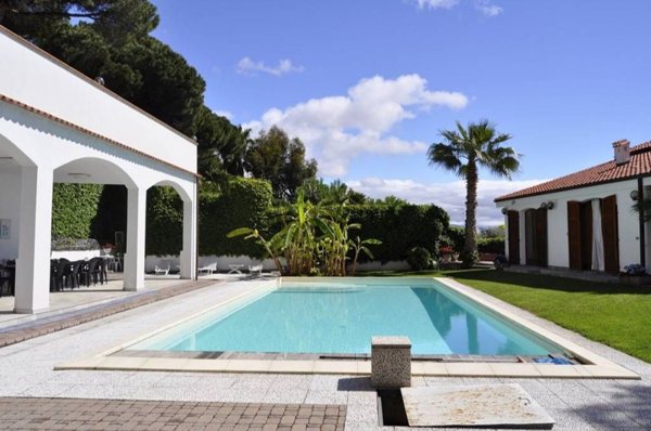 casa indipendente in vendita a Sanremo