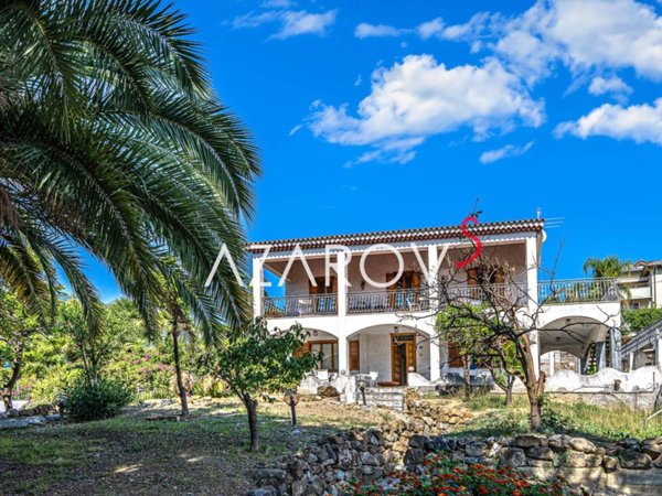 casa indipendente in vendita a Sanremo