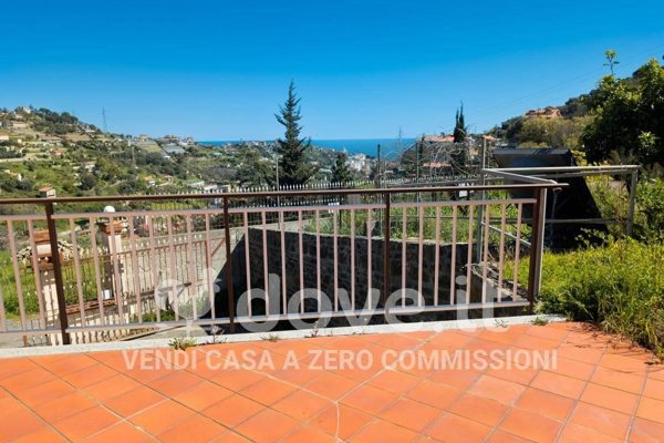 casa indipendente in vendita a Sanremo