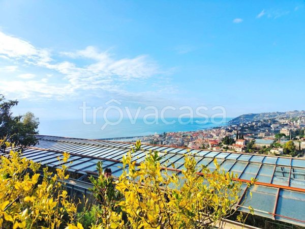casa indipendente in vendita a Sanremo