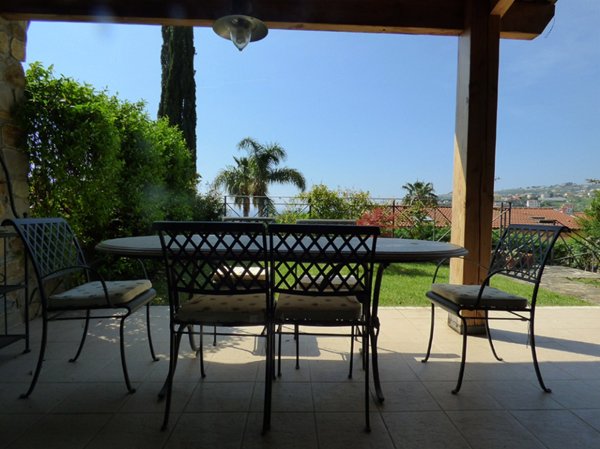 casa indipendente in vendita a Sanremo