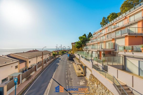 appartamento in vendita a Sanremo in zona Bussana