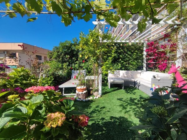 appartamento in vendita a Sanremo in zona Coldirodi