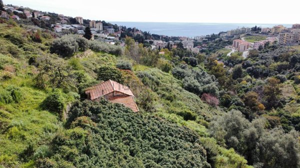 casa indipendente in vendita a Sanremo