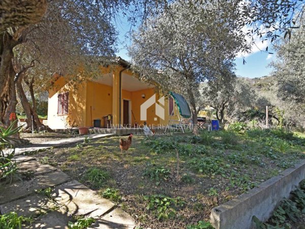casa indipendente in vendita a Sanremo
