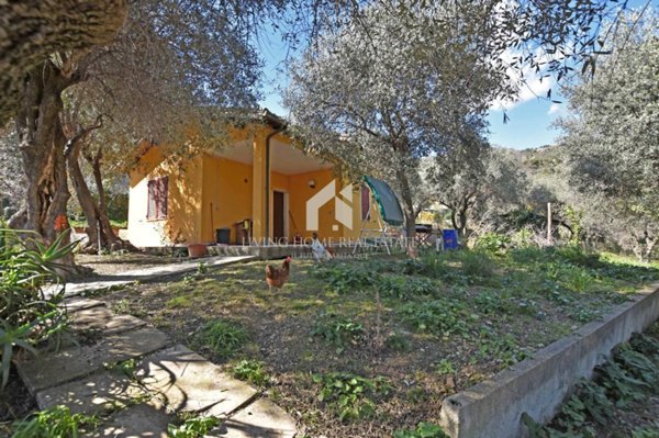 casa indipendente in vendita a Sanremo