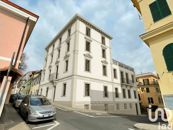 appartamento in vendita a Sanremo in zona Bussana