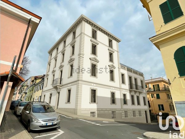 appartamento in vendita a Sanremo in zona Bussana