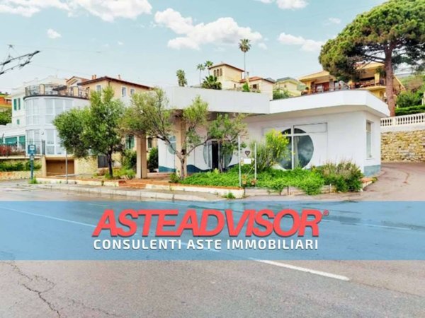casa indipendente in vendita a Sanremo