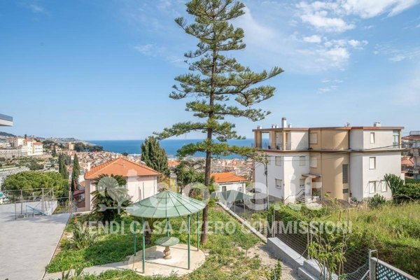 casa indipendente in vendita a Sanremo