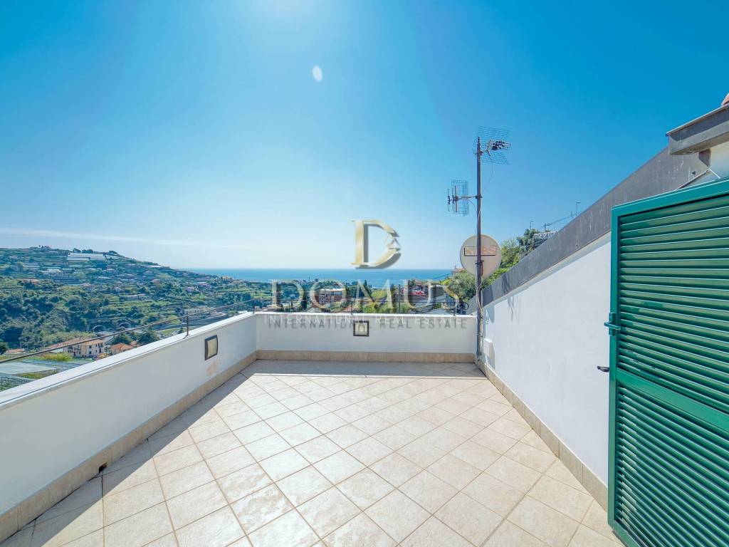 casa indipendente in vendita a Sanremo