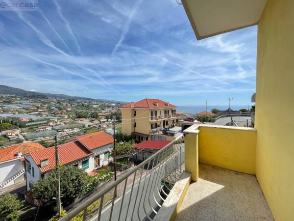 appartamento in vendita a Sanremo in zona Coldirodi