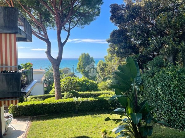 appartamento in vendita a Sanremo