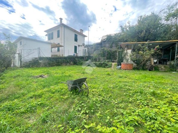 casa indipendente in vendita a Sanremo in zona San Romolo