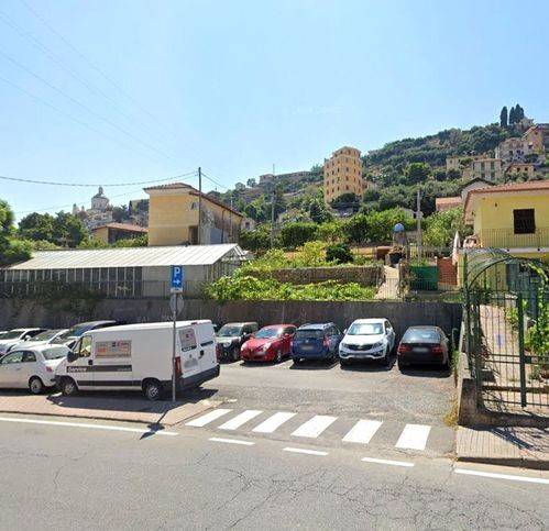 terreno edificabile in vendita a Sanremo