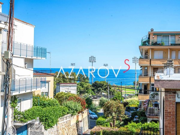 casa indipendente in vendita a Sanremo