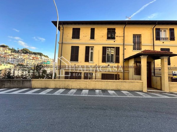 appartamento in vendita a Sanremo