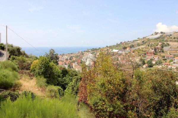 casa indipendente in vendita a Sanremo