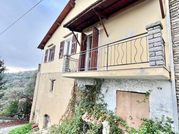casa indipendente in vendita a Sanremo