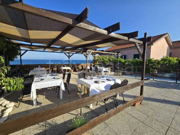 negozio in vendita a Sanremo in zona Bussana