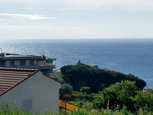 terreno edificabile in vendita a Sanremo