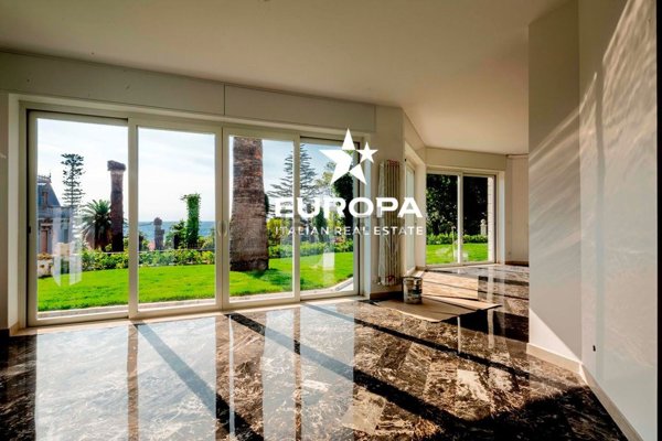 casa indipendente in vendita a Sanremo