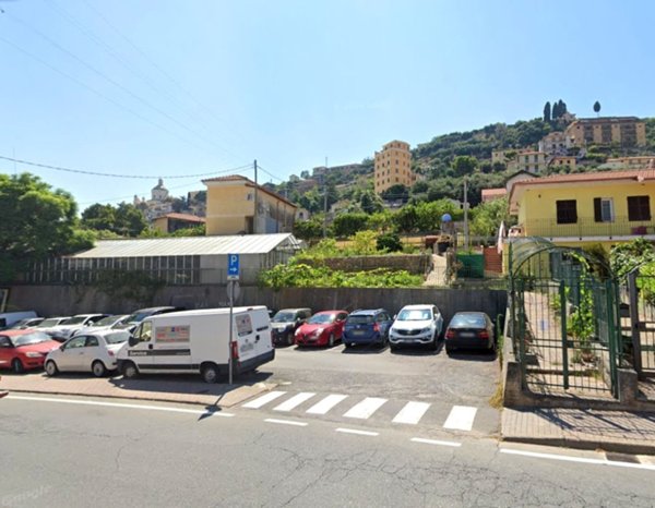 terreno edificabile in vendita a Sanremo