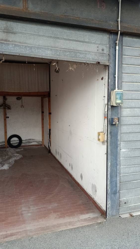locale di sgombero in vendita a Sanremo