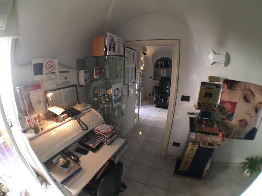 negozio in vendita a Sanremo